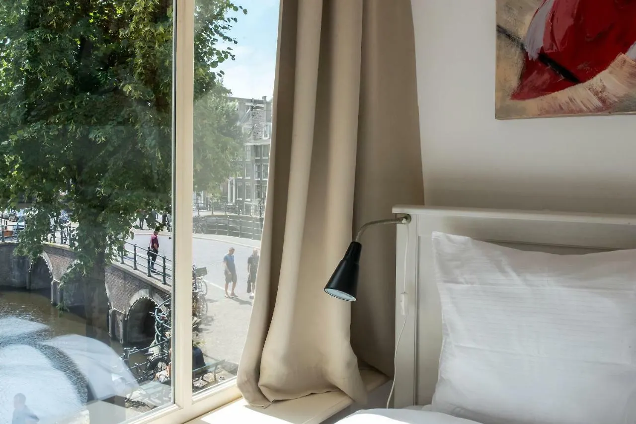 Bed and Breakfast The Blue Stairs Amsterdam Holandia